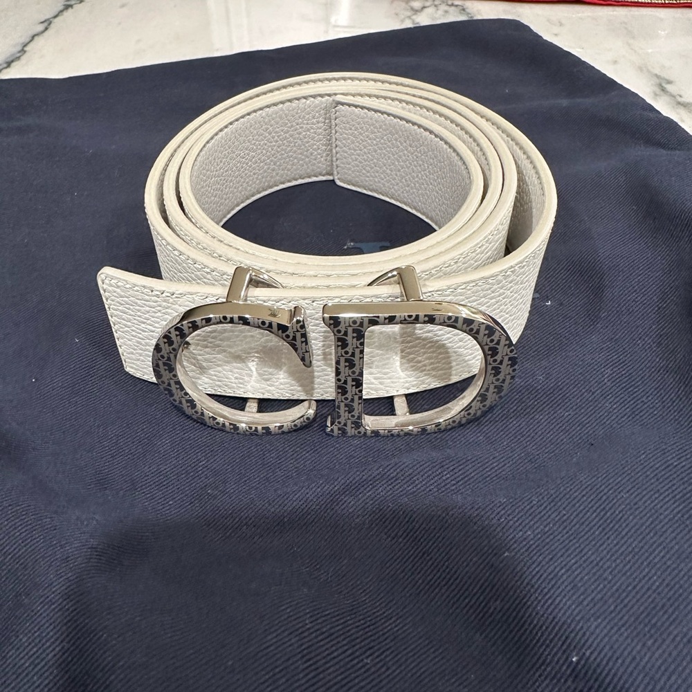 Dior Men's White Leather Belt Reversible with Light Gray Leather Size 105